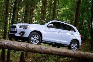 Mitsubishi Crossover ASX jetzt mit Automatikgetriebe und 2,2 Liter Diesel