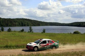 Zhigunov im Mitsubishi Evo bei der Rally Russia 2013